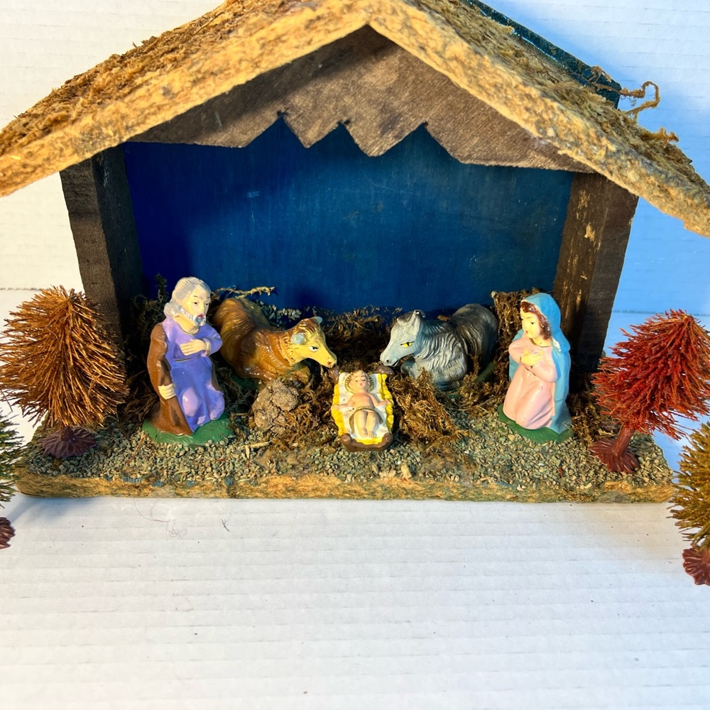 Vintage Nativity Scene Christmas Manger Figurines  Creche  -Made in ITALY